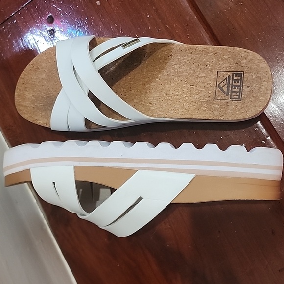 Reef White Mules with Cork Footbed Platform Open Toe Sandals, sz 9 - Picture 9 of 17